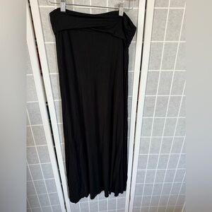 Vionnet Maxi Skirt for Casual Resort Wear, Black, Medium.
